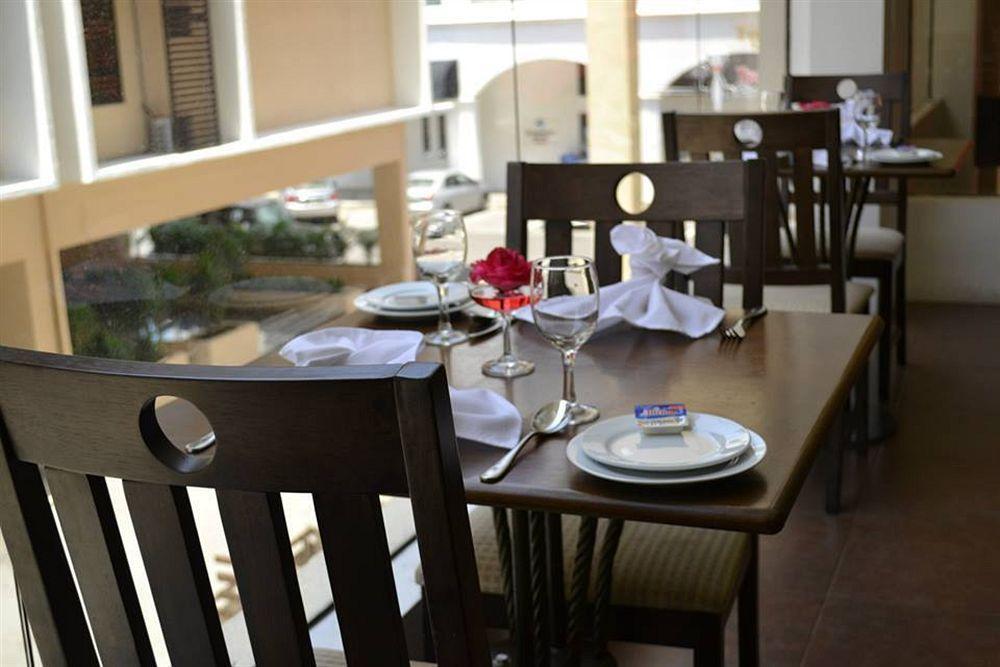 La Boss Hotel Малакка Экстерьер фото